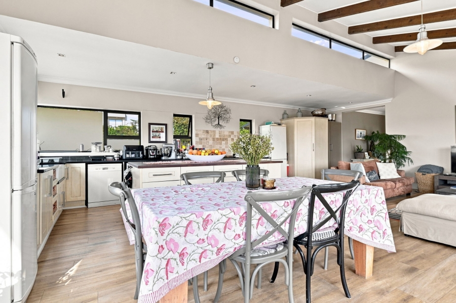 5 Bedroom Property for Sale in Stonehurst Mountain Estate Western Cape
